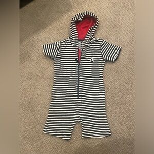 Boys towelling onesie. 6-7years